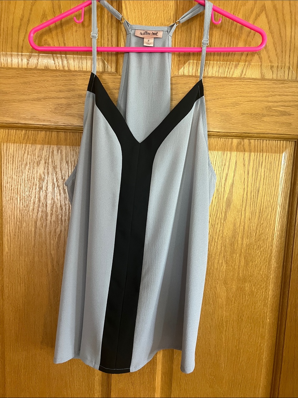 Willow & Root Light Gray Tank Top with Black Contrast